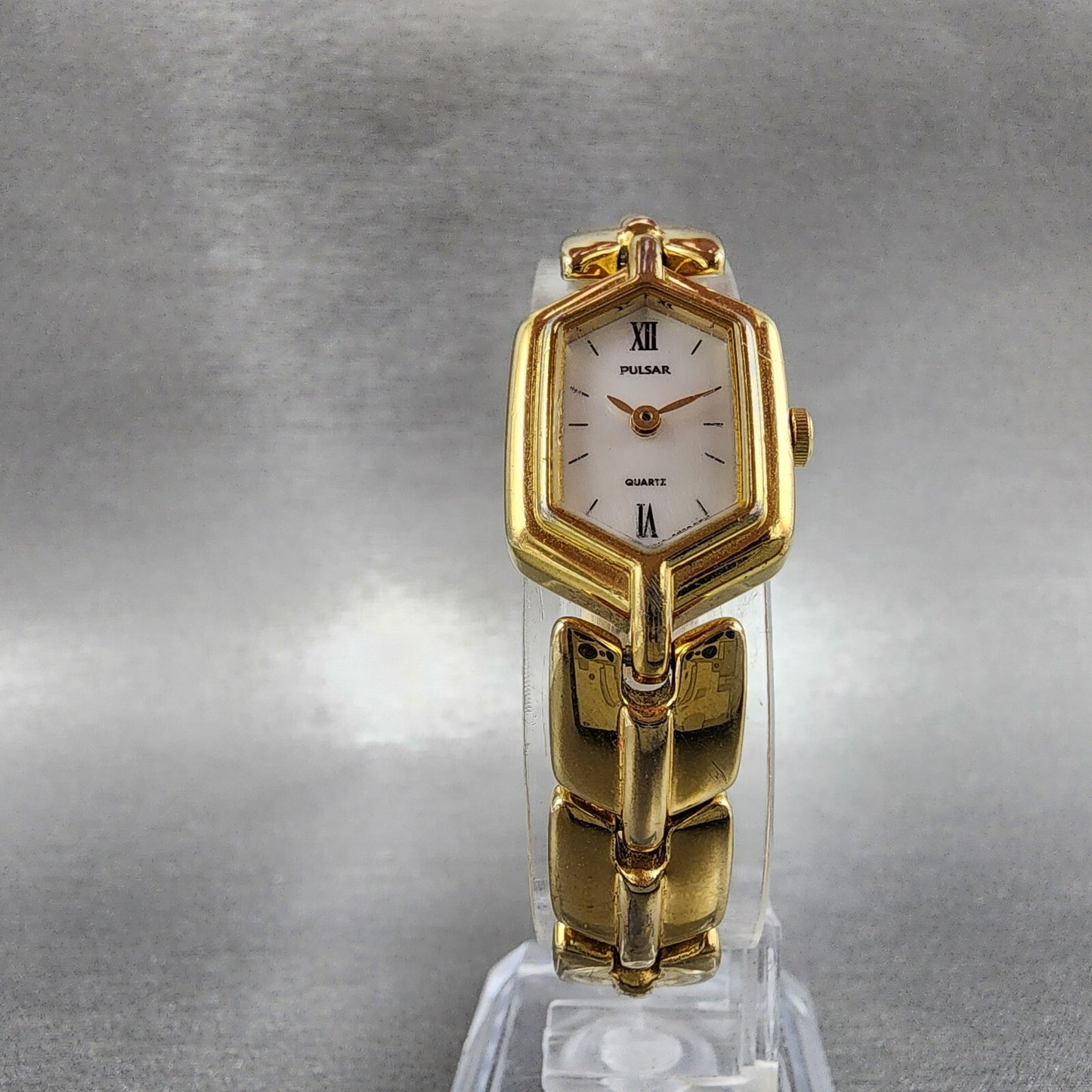 Pulsar Watch Women 17mm MOP Dial Gold Tone Hexagon V8105880 New Battery4