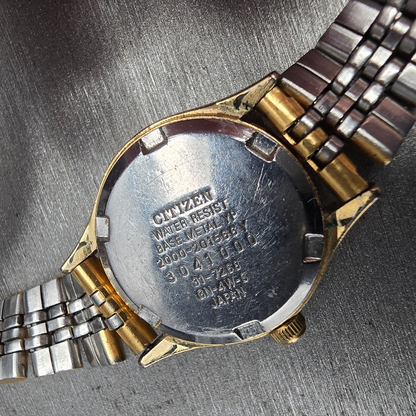 Citizen CQ Watch Women 25mm Champagne Dial Gold Tone Daydate 2000-201566 New Bat10