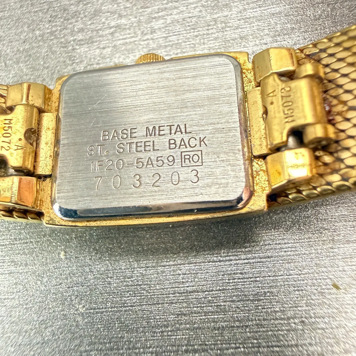 48304613