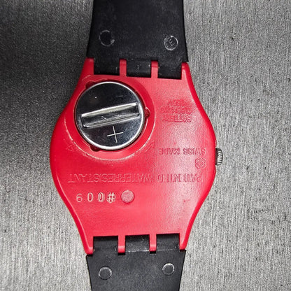 Swatch Radio Button Watch Men 34mm Yellow Dial Red Case Round GR153 New Battery10