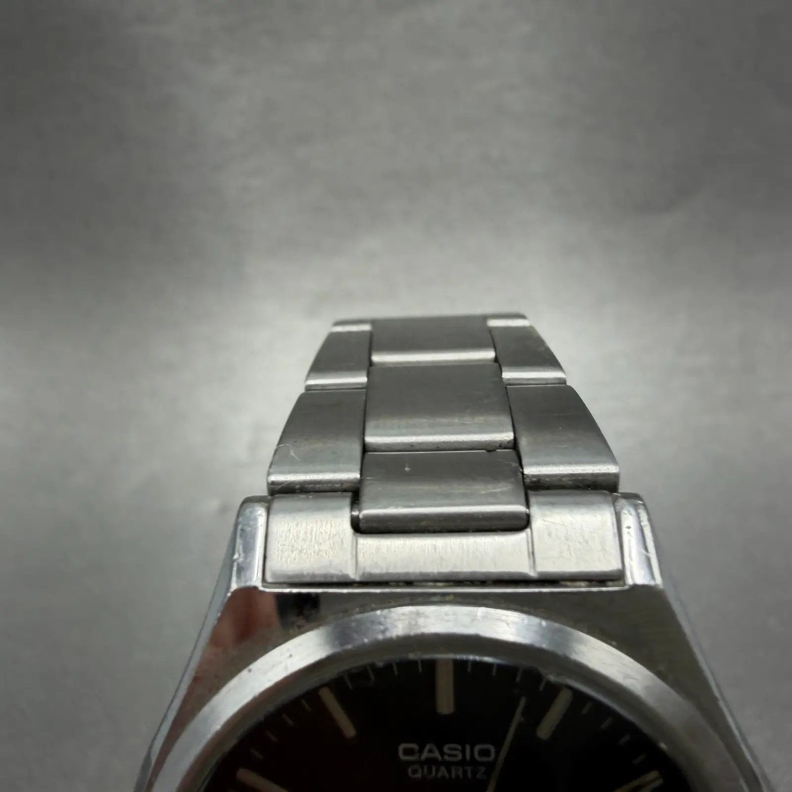 Casio Watch Men 35mm Black Dial Silver Tone Daydate MTP-1240DJ New Battery NGT4