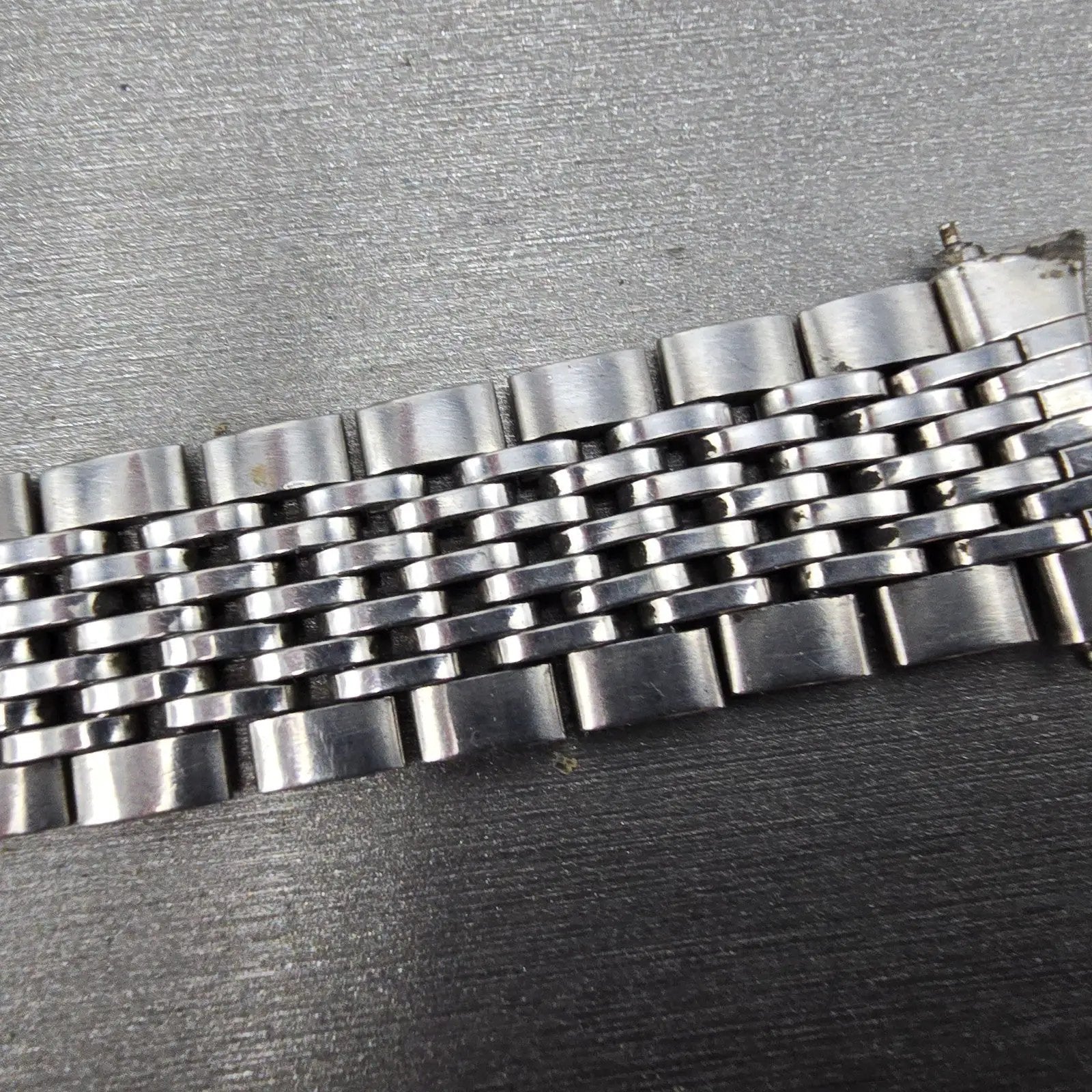 Seiko Beads Of Rice Bracelet 19mm Stainless Steel Silver Tone Tri Folding ClaspK5