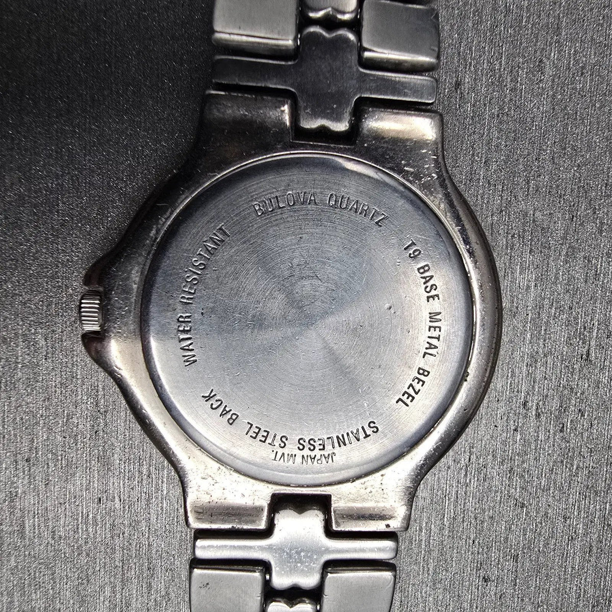 Bulova Watch Men 39mm Black Dial Silver Tone Date Round 96B05 New Battery10