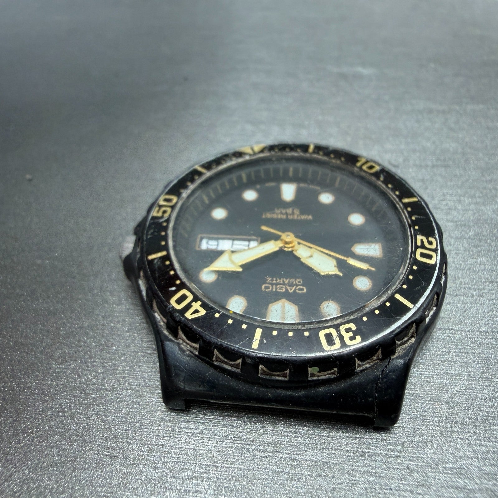 Casio Dive Watch Men 36mm Black Dial Black Tone Daydate Round MRW-81 PARTS5