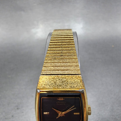 Seiko Tank Watch Women 20mm Black Dial Gold Tone Rectangle 8Y215010 New Battery4