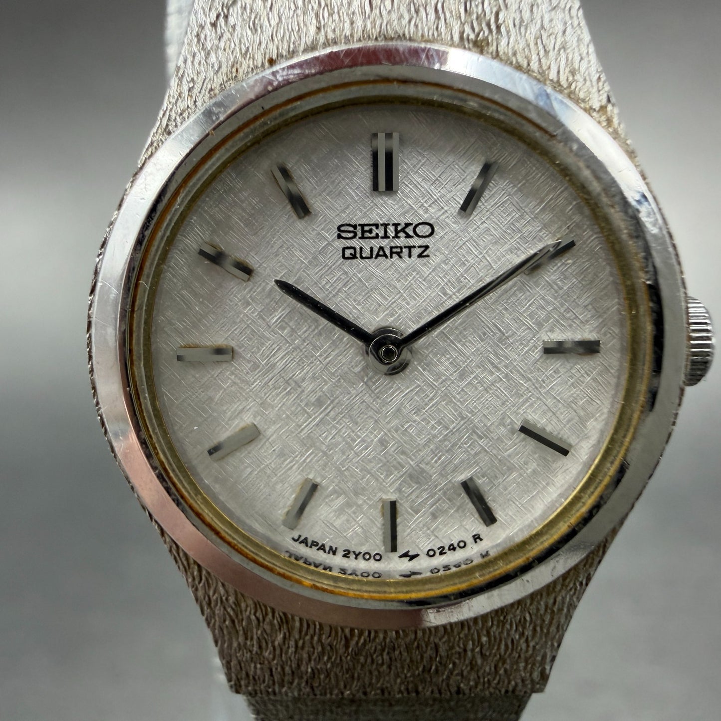 Seiko Watch Women 18mm Silver Dial Silver Tone Round 2y00-0019 New Battery NMJ1