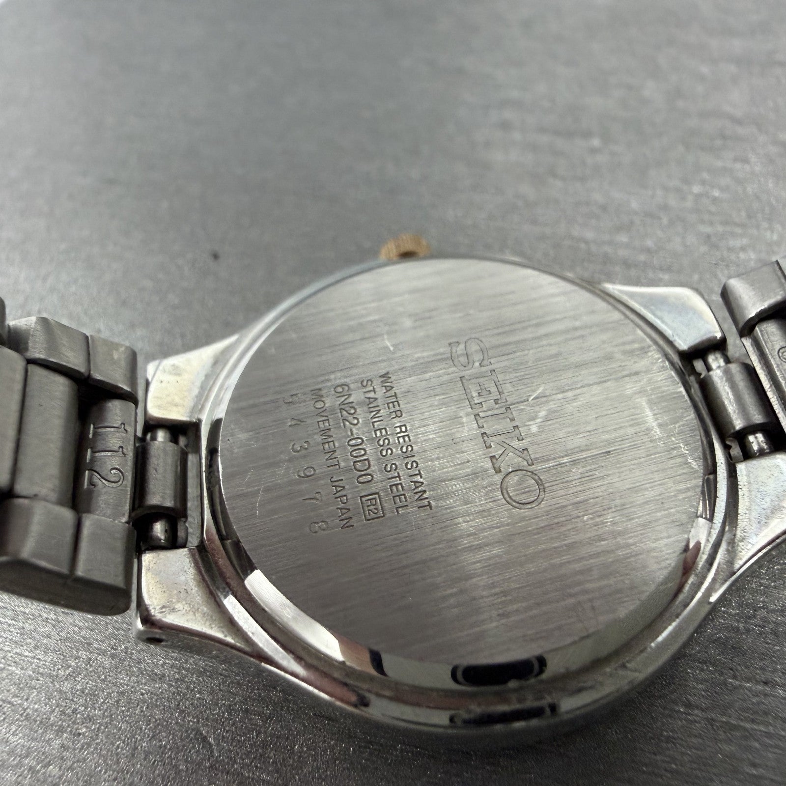 Seiko Watch Women 28mm Silver Dial Silver Tone Round Date 6N22-00D0 New Battery9