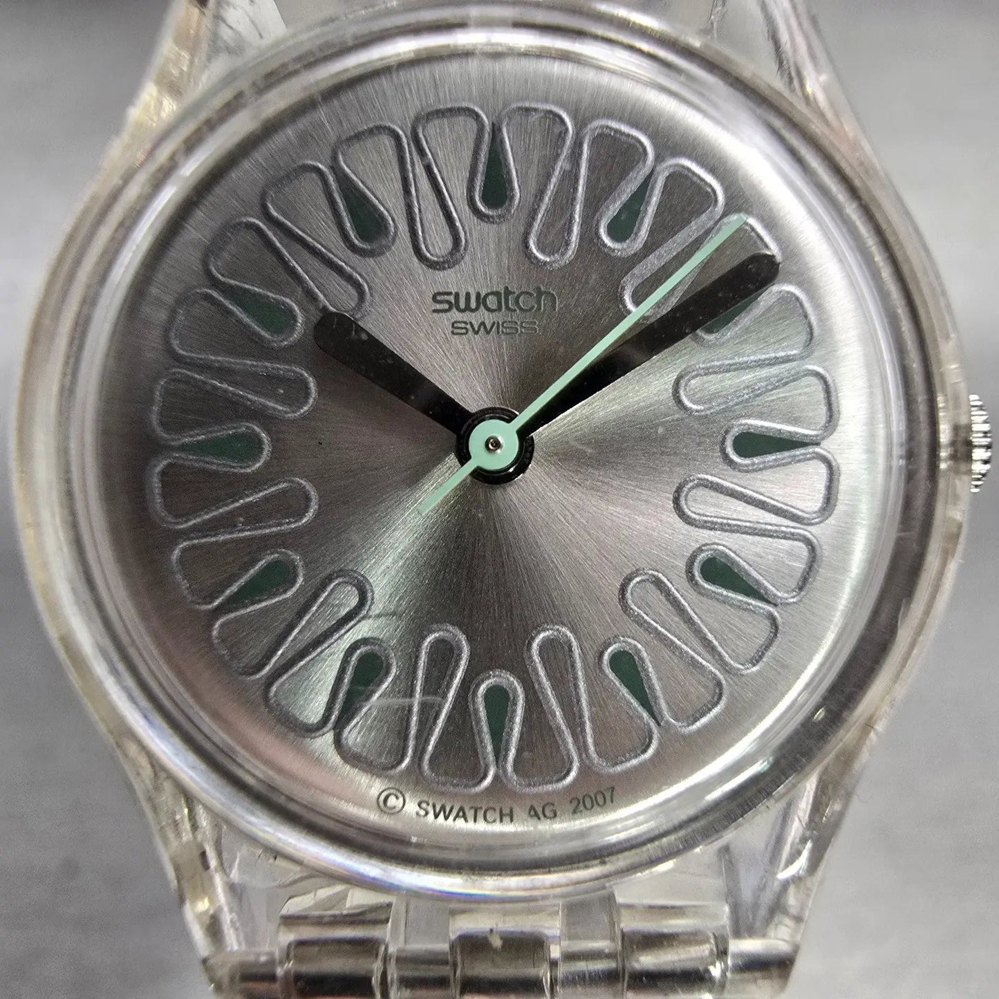 Swatch Urban Fashion Watch Women 25mm Silver Dial Clear Case LK290G New Battery1