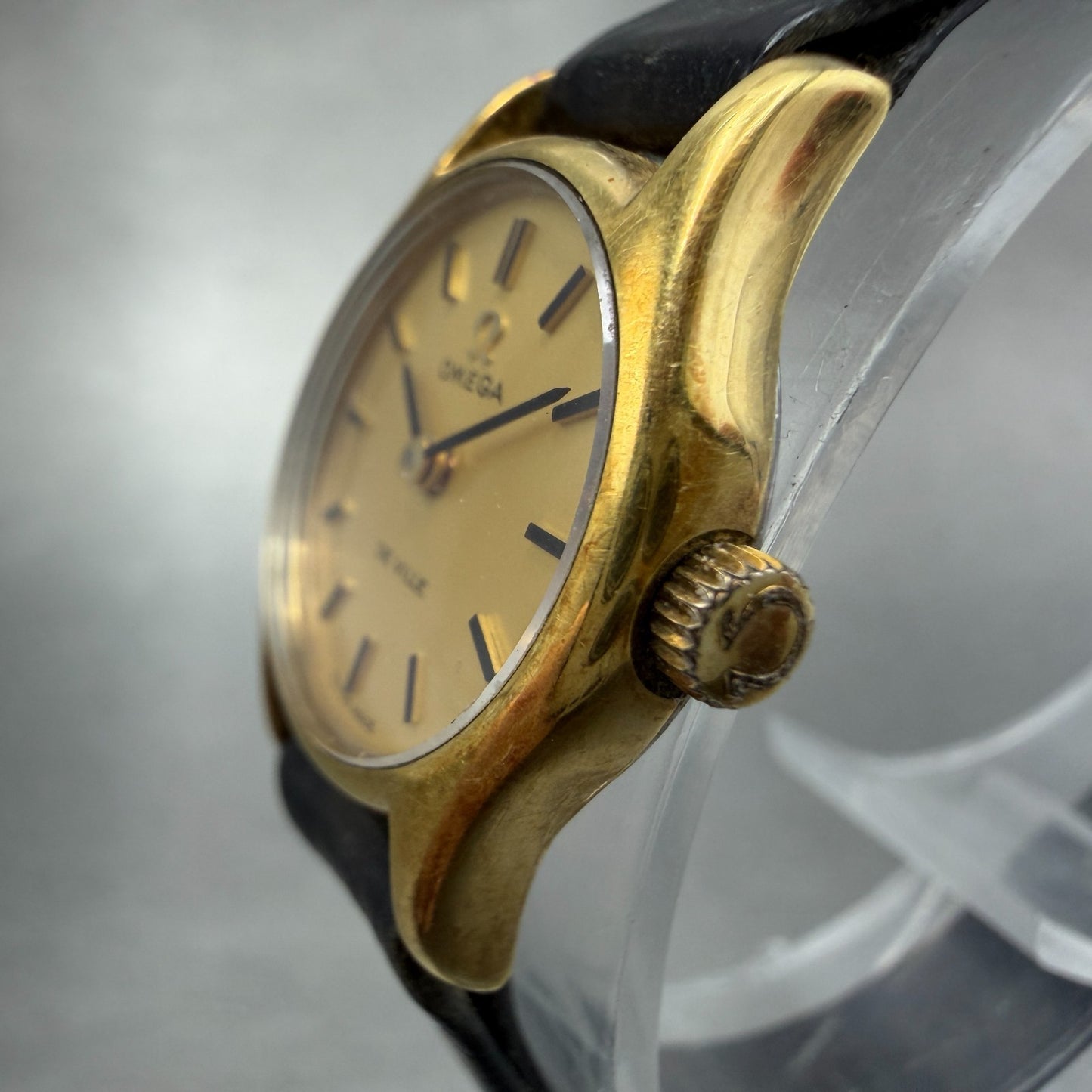 Omega De Ville Watch Women 23mm Gold Dial Gold Plated 511 347 Cal620 PARTS3