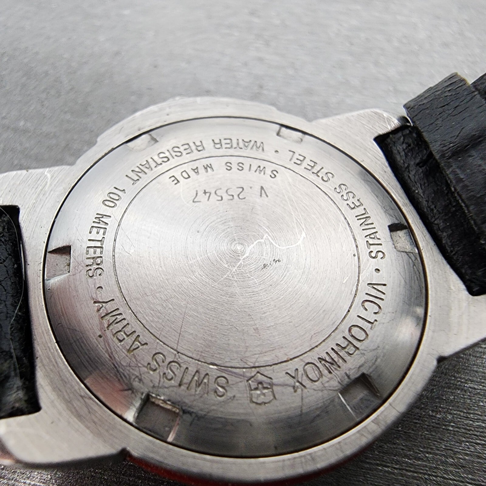 Victorinox Swiss Watch Women 28mm White Dial Steel Date Round 25547 PARTS9