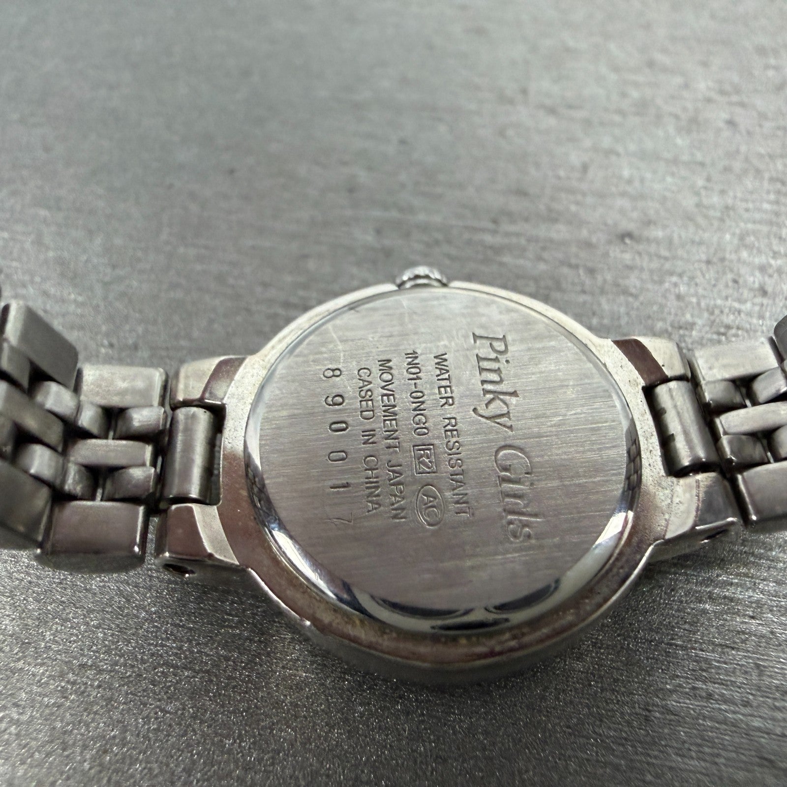 Seiko Pinky Girls Watch Women 20mm Black Dial Silver Tone Round 1N01-0NG0 Newbat9