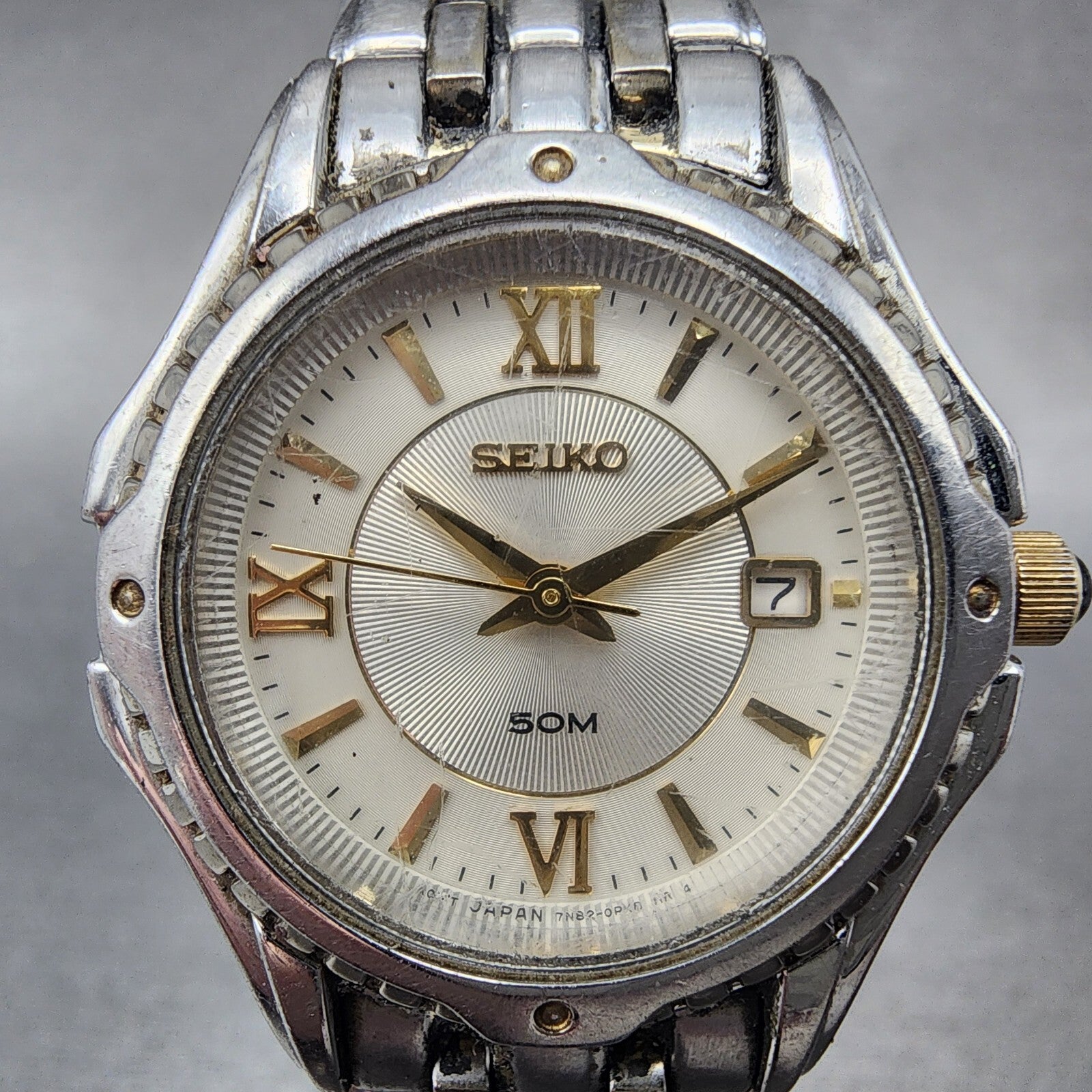 Seiko Watch Women 28mm White Dial Two Tone Date Round 7N820GE0 New Battery1