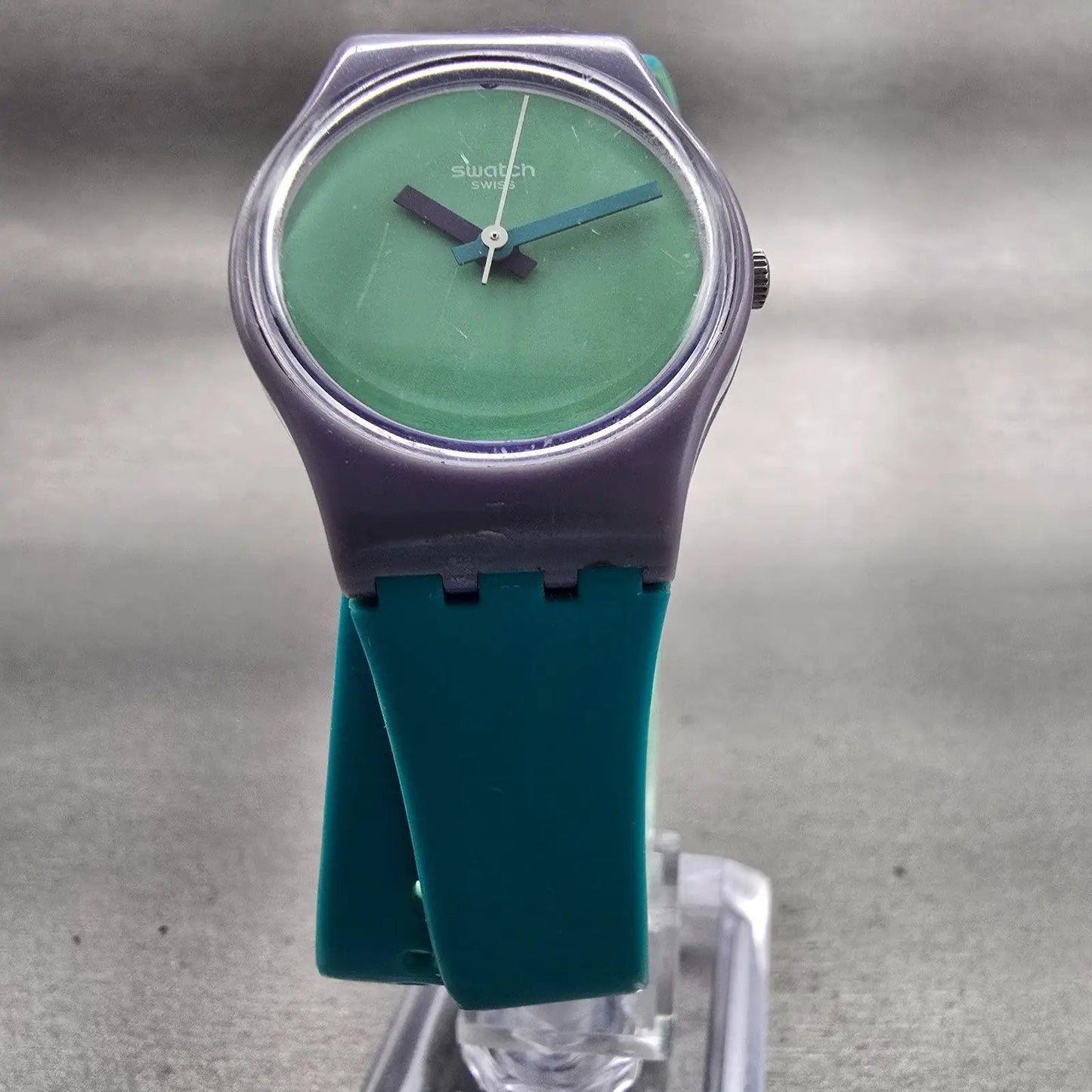 Swatch Fun In Blue Watch Women Green Dial Purple Case Round LV117 New Battery5