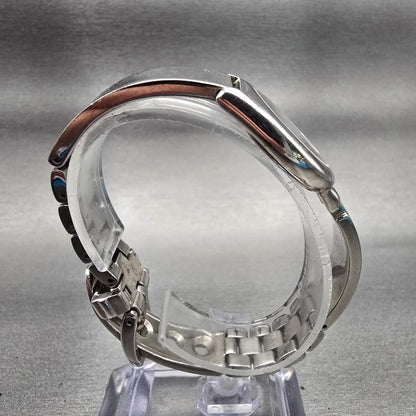 Bulova Watch Women 25mm Black Dial Silver Tone Round 96L18 Bangle New Battery7