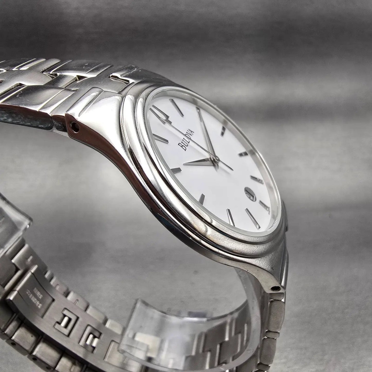 Bulova Watch Men 38mm White Dial Silver Tone Date Round 96B106 New Battery3
