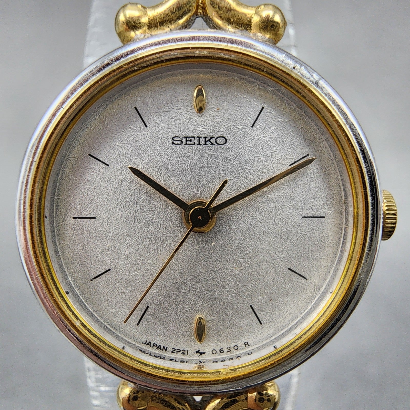 Seiko Watch Women 20mm Silver Dial Two Tone Round 2p210190 New Battery1