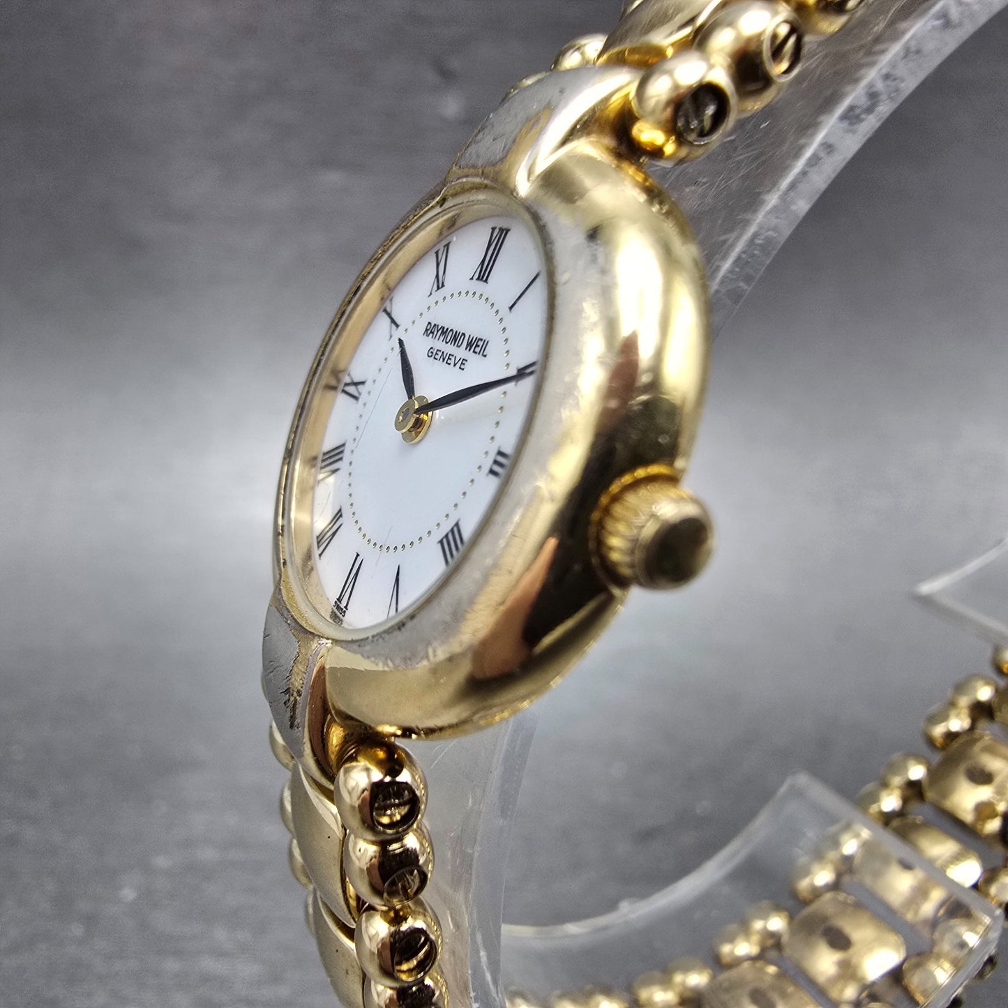 Raymond Weil Watch Women 23mm White Dial Gold Plated Round 5839 New Battery2
