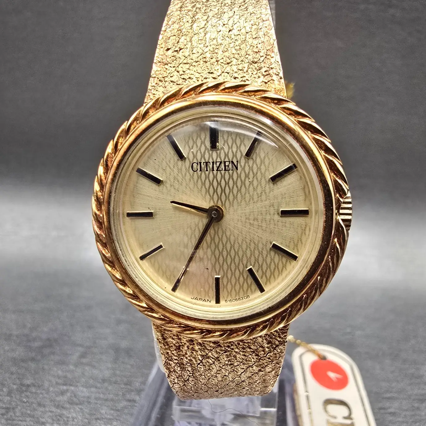 Citizen Watch Women 28mm Champagne Dial Gold Tone Round 4-1509966k Manual Wind0