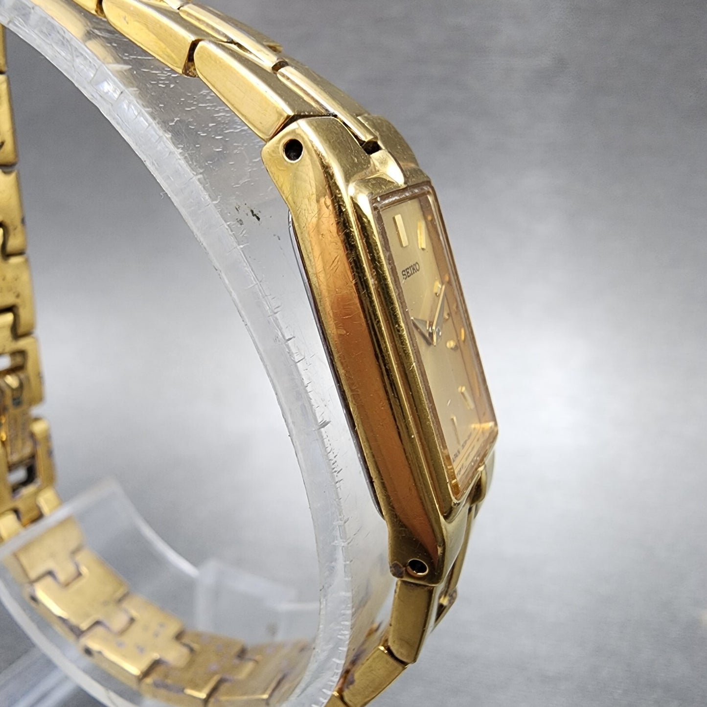 Seiko Watch Women 13mm Gold Dial Gold Tone Rectangle 2E207479 New Battery3