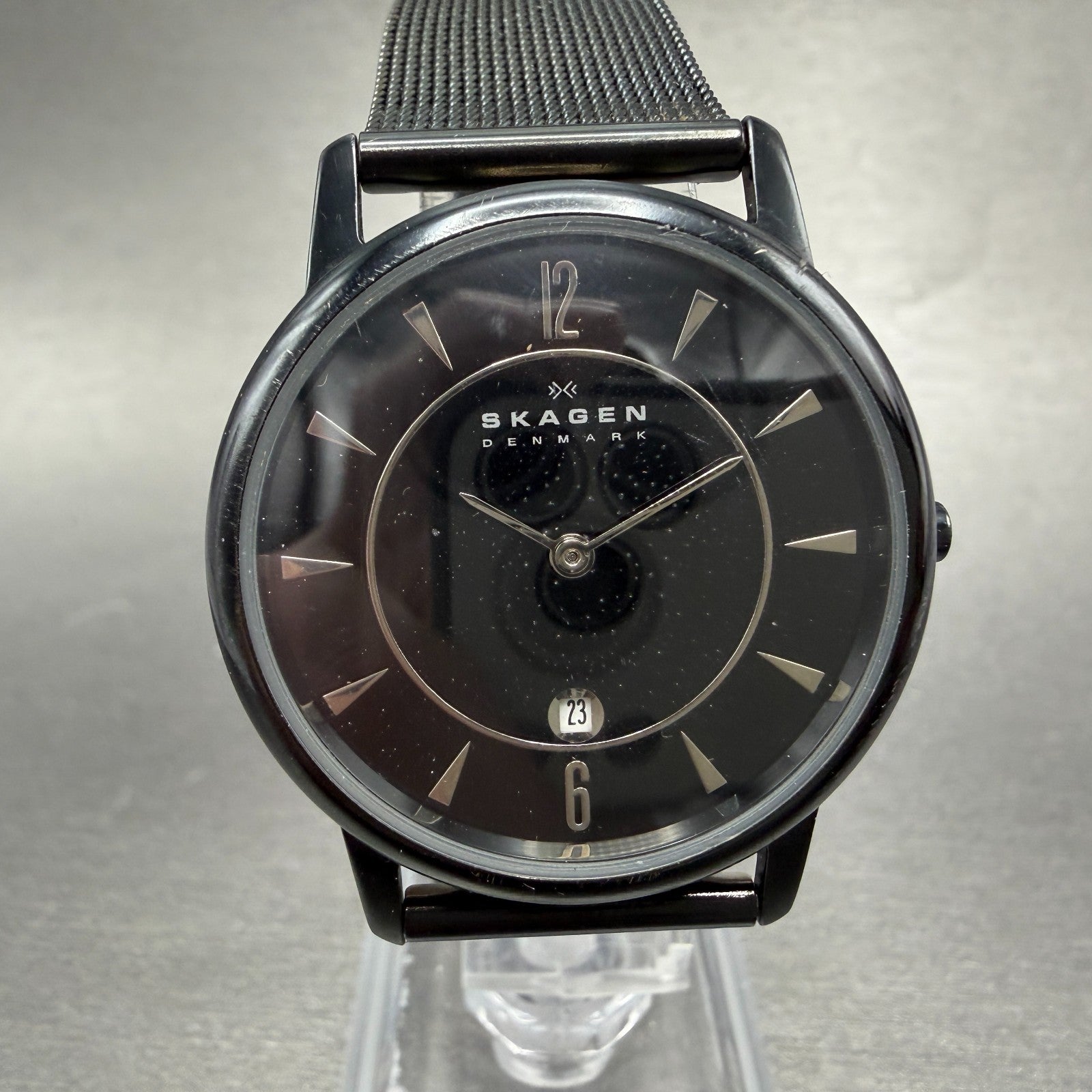Skagen Watch Unisex 34mm Black Dial Black Tone Date Round 170LTMB1 New Battery0