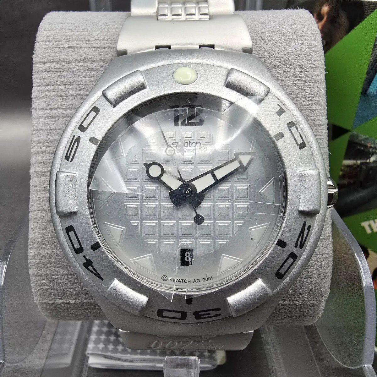 Swatch Scuba James Bond The Spy Who Loved Me Watch Men YDS4014AG New Battery NOS1