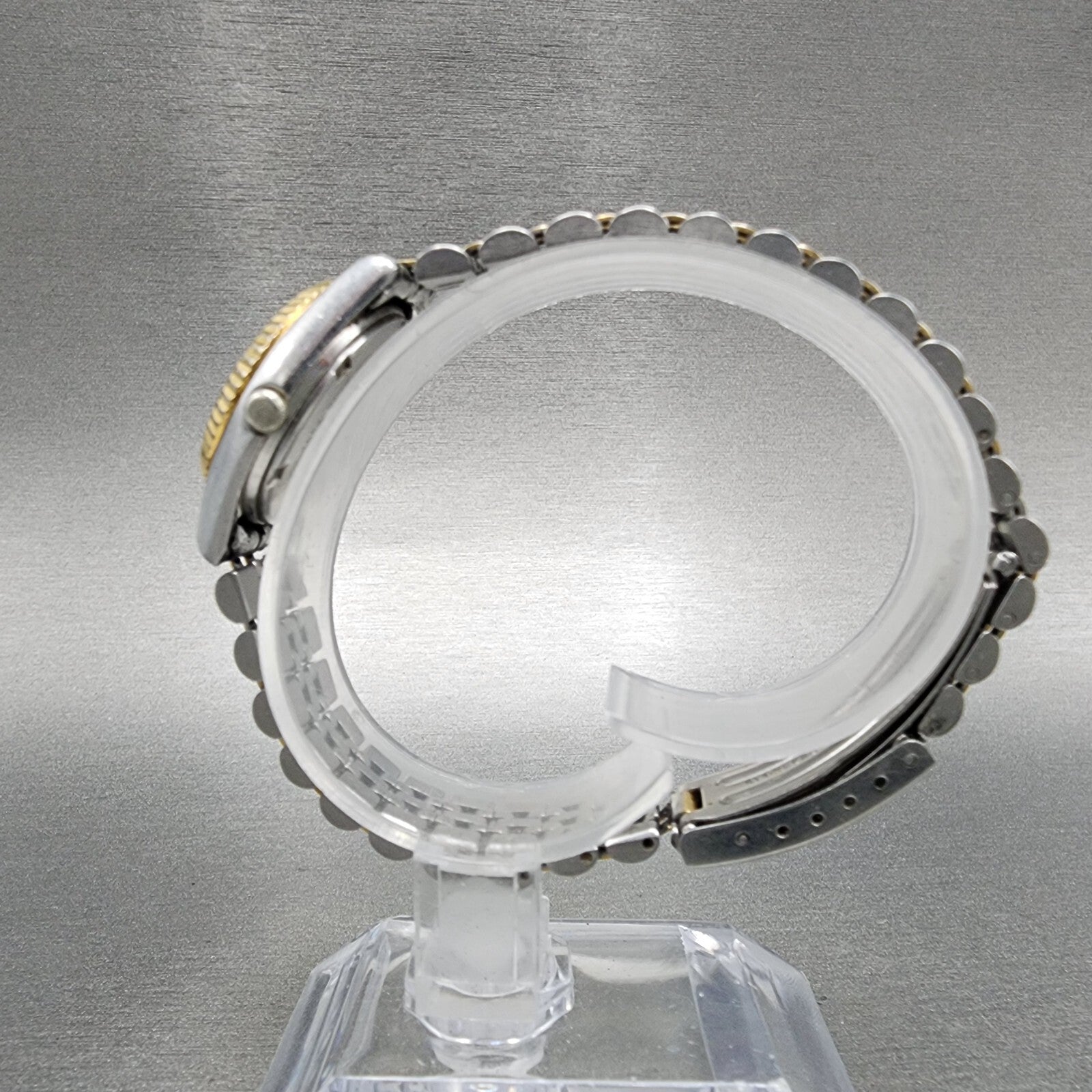 Seiko Watch Women 24mm White Dial Two Tone Daydate Round 7n830049 New Battery J6