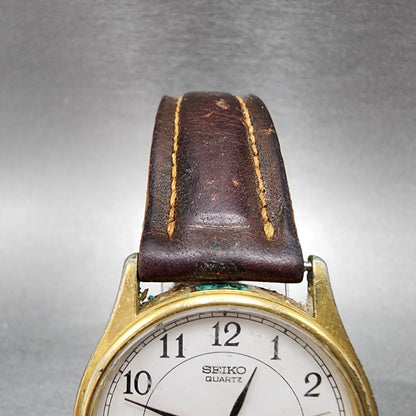 Seiko Watch Men 32mm White Dial Gold Tone Round 2K01-0011 Vintage PARTS