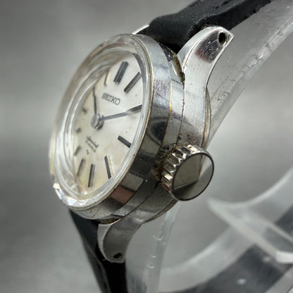 Seiko Special Watch Women 19mm Silver Dial Silver Tone Round 1140-0060 Runs2