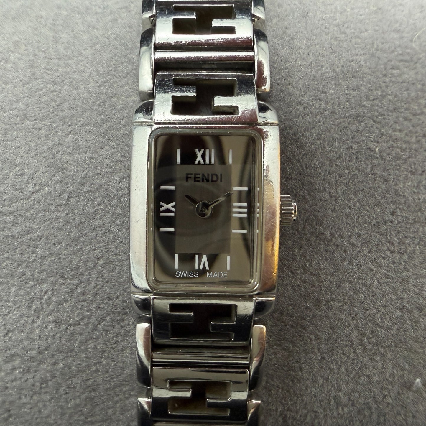 Fendi 1200L Tank Watch Women 16mm Silver Dial Steel Rectangle New Battery W/Box1