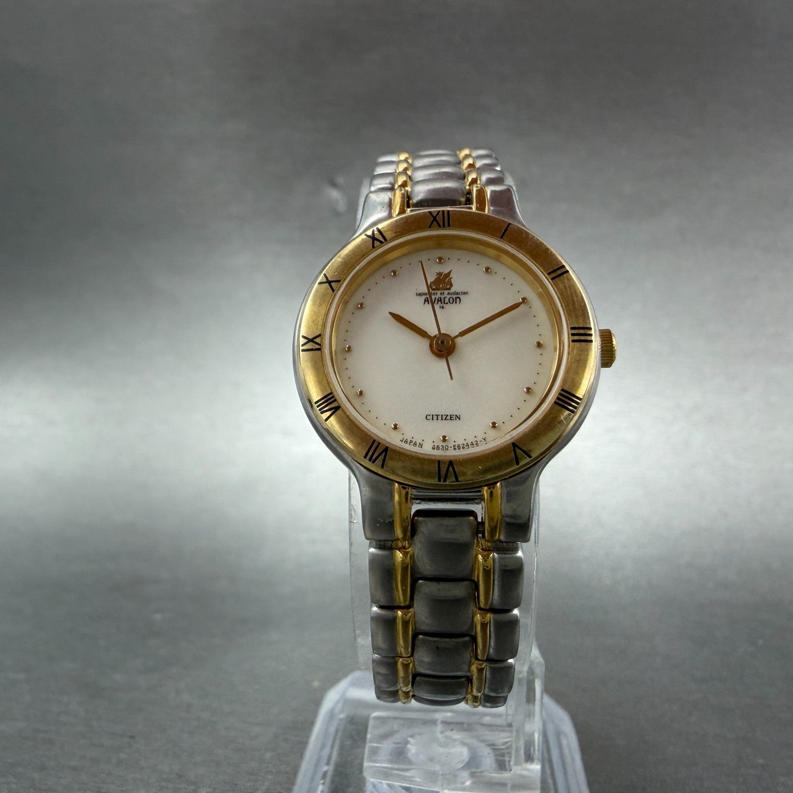 Citizen Avalon Watch Women 24mm White Dial Two Tone 4630-E61236 New Battery VTG5