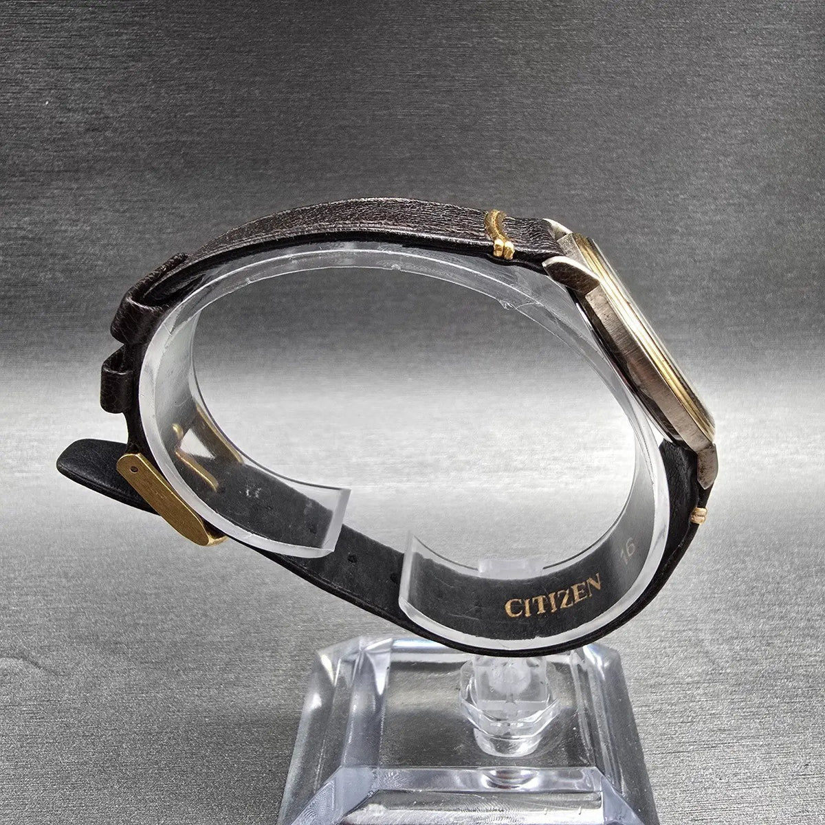 Citizen Watch Men 31mm Champagne Dial Gold Tone Date 2810-953312 New Battery8
