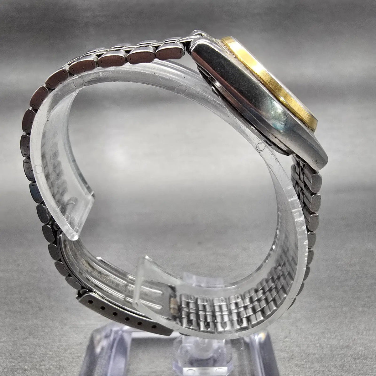 Seiko Watch Women 24mm White Dial Two Tone Daydate Round 7N83-0011 New Battery K8
