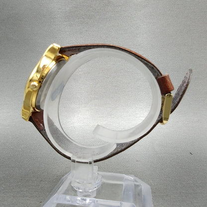 Lorus Mickey Mouse Watch Men 32mm White Dial Gold Tone Round V5346A20 New Batt6