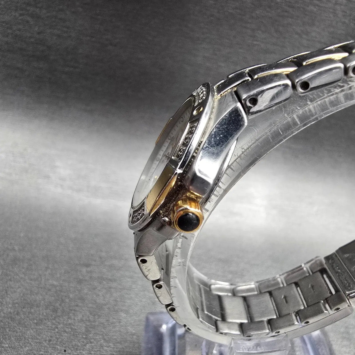 Seiko Coutura Watch Women 26mm MOP Dial Two Tone Date Diamond 7N82-0CG0 NewBat L2