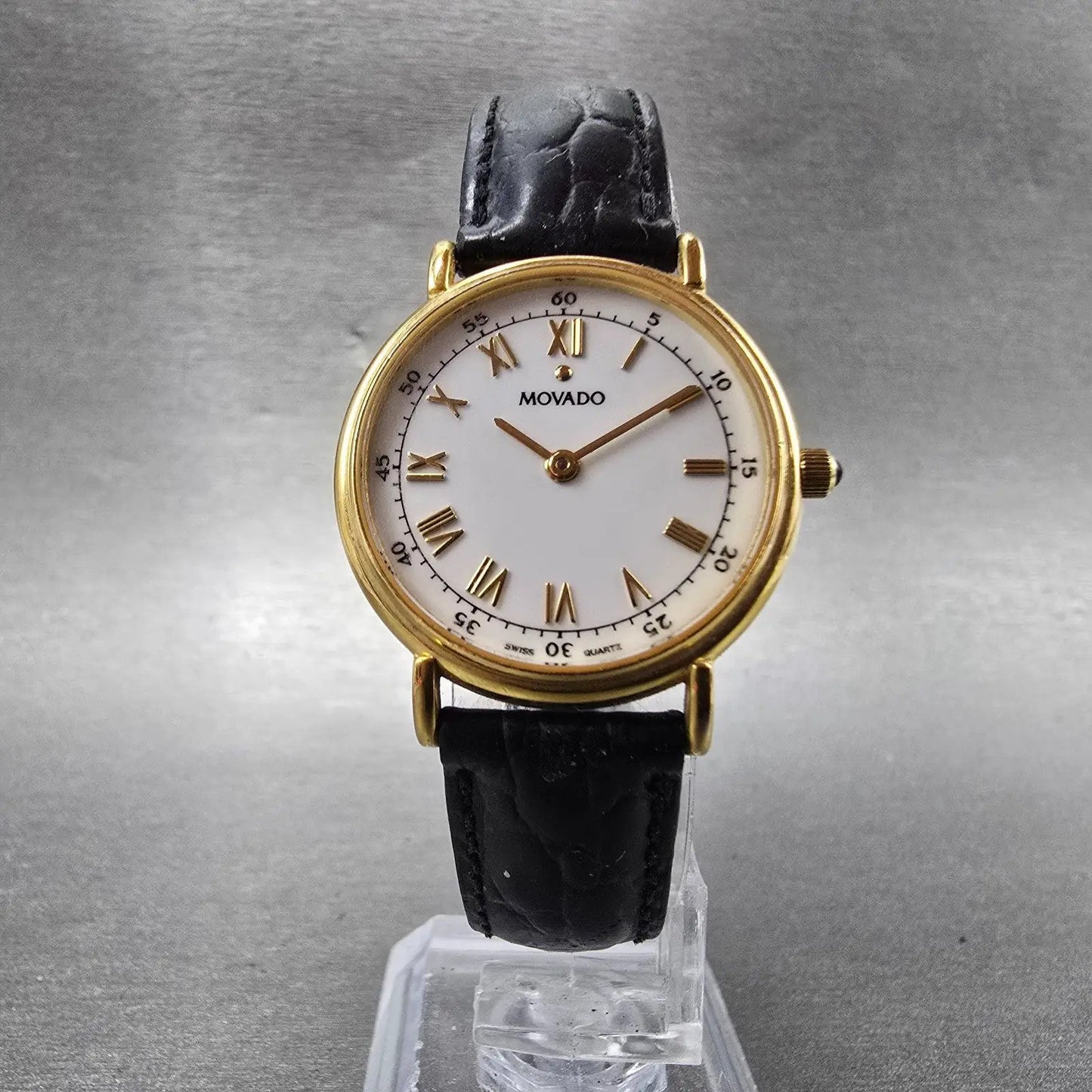 Movado Watch Women 28mm White Dial Gold Tone Round 87-E4-0835 New Battery5