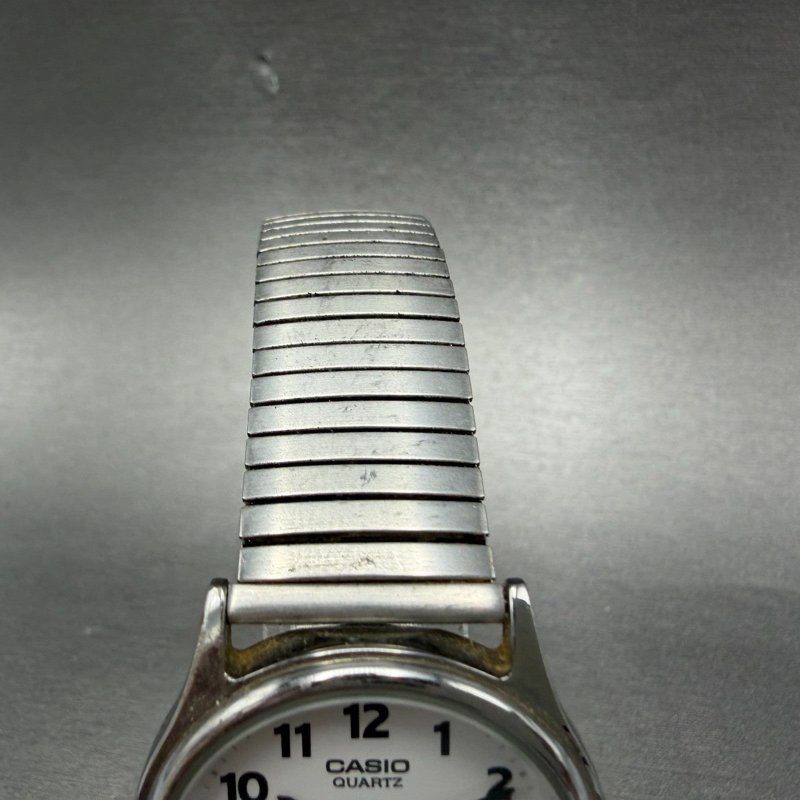 Casio Watch Men 32mm White Dial Silver Tone Round MQ-410 New Battery4