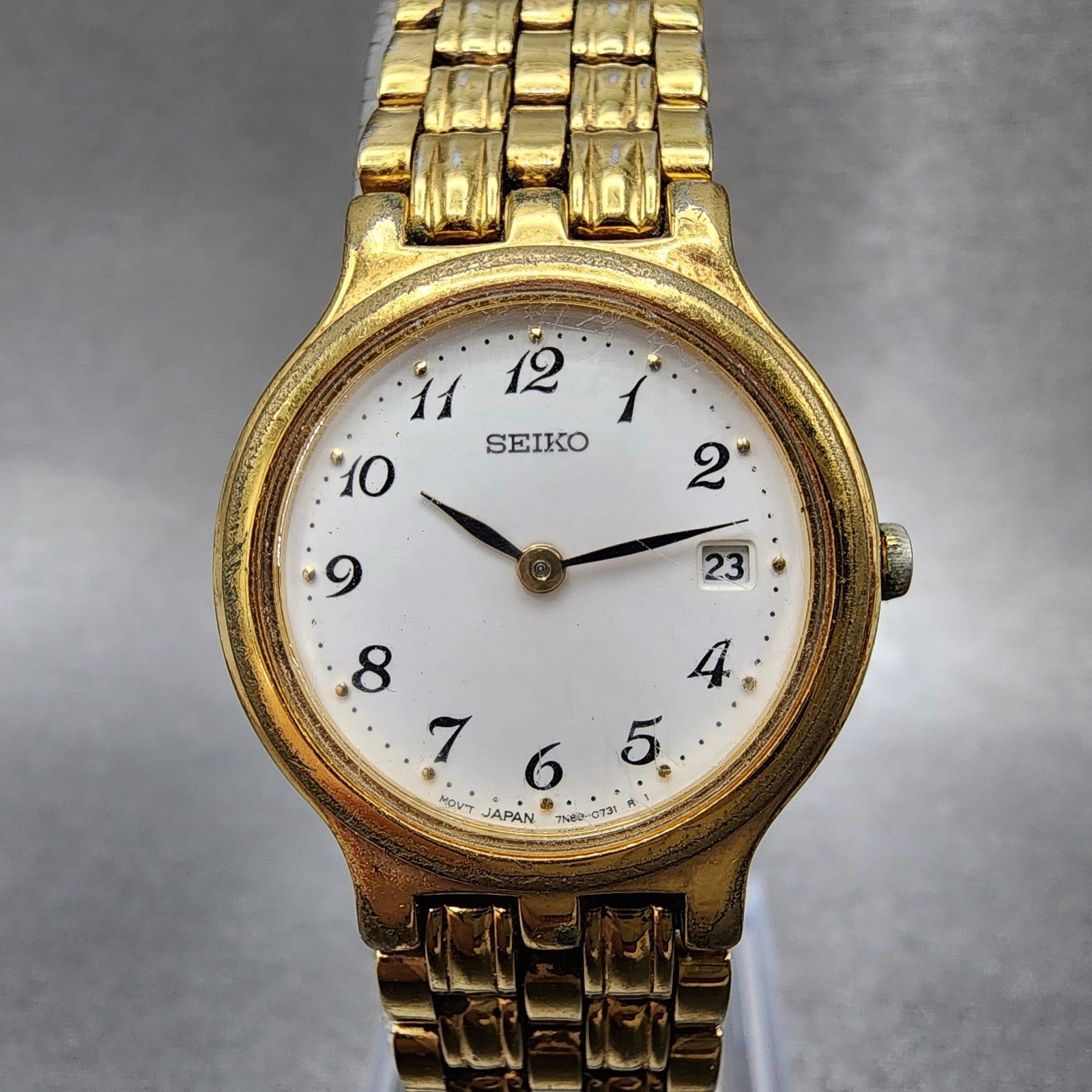 Seiko Watch Women 25mm White Dial Gold Tone Date Round 7n896001 New Battery0