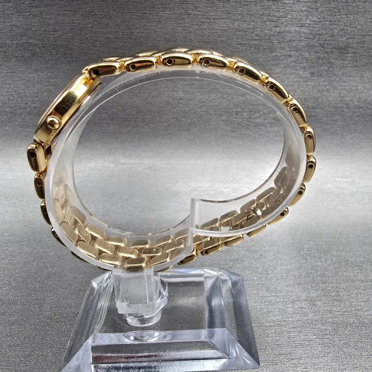 Seiko Watch Women 21mm MOP Dial Gold Tone Round 1N00-0D79 New Battery Vintage6