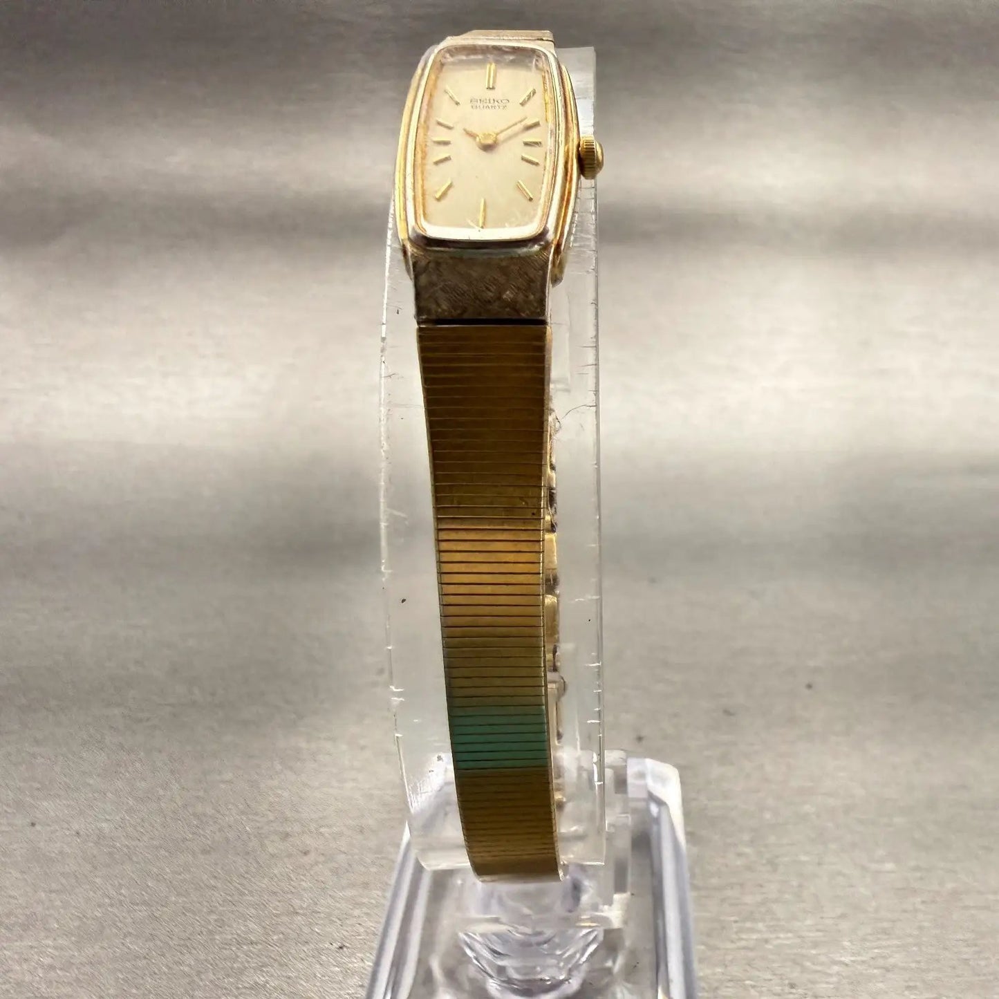 Seiko Watch Women 13mm Champagne Dial Gold Tone Rectangle 2E20-5019 New Battery5