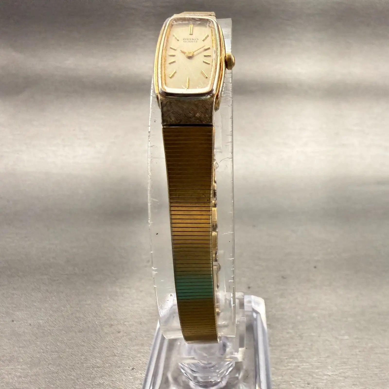 Seiko Watch Women 13mm Champagne Dial Gold Tone Rectangle 2E20-5019 New Battery5