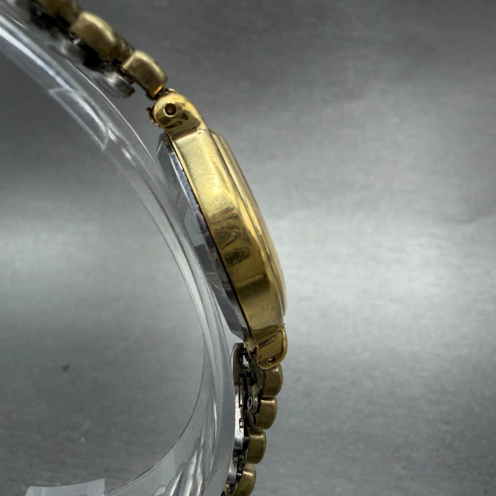 Seiko Watch Women 26mm Champagne Dial Gold Tone Round 1421-5180 New Battery4