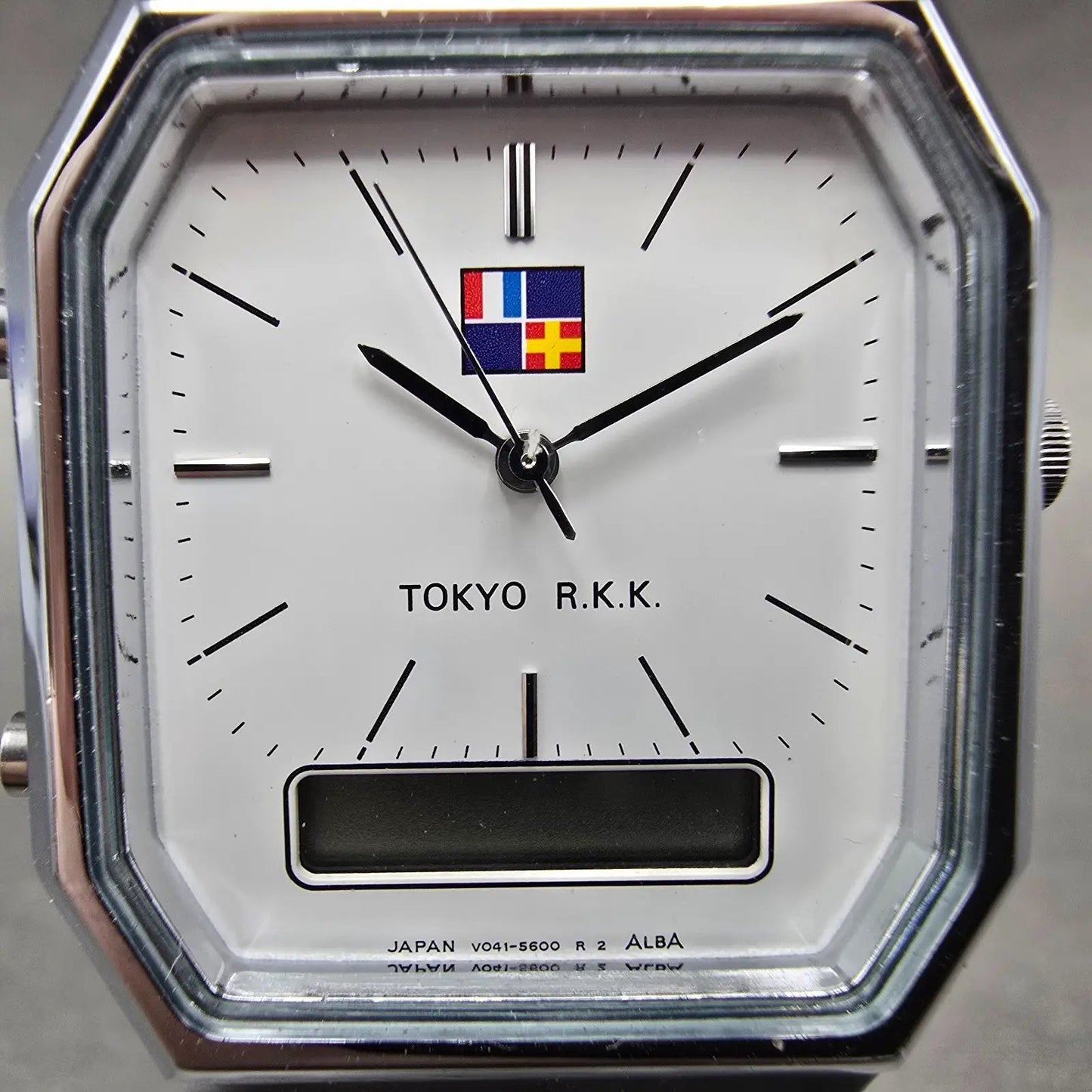 Seiko ALBA Watch Men 29mm White Dial Silver Tone Analog Digital V041-5050 PARTS2