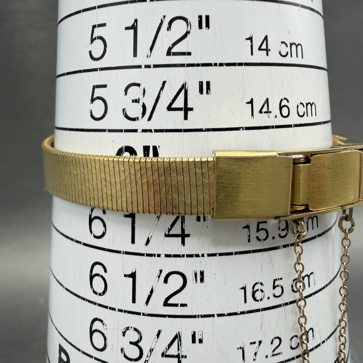 Seiko Tank Watch Women 16mm Champagne Dial Gold Tone 2C206379 New Battery10