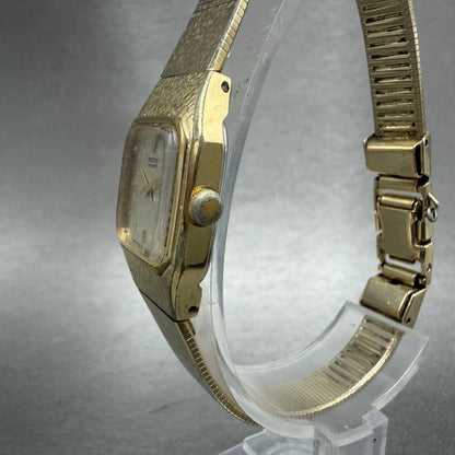 Seiko Watch Women 17mm Champagne Dial Gold Tone Rectangle 2C205789 New Battery2