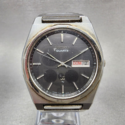 Seiko SQ Watch Men 37mm Gray Dial Steel Daydate Round 7123-9009 PARTS