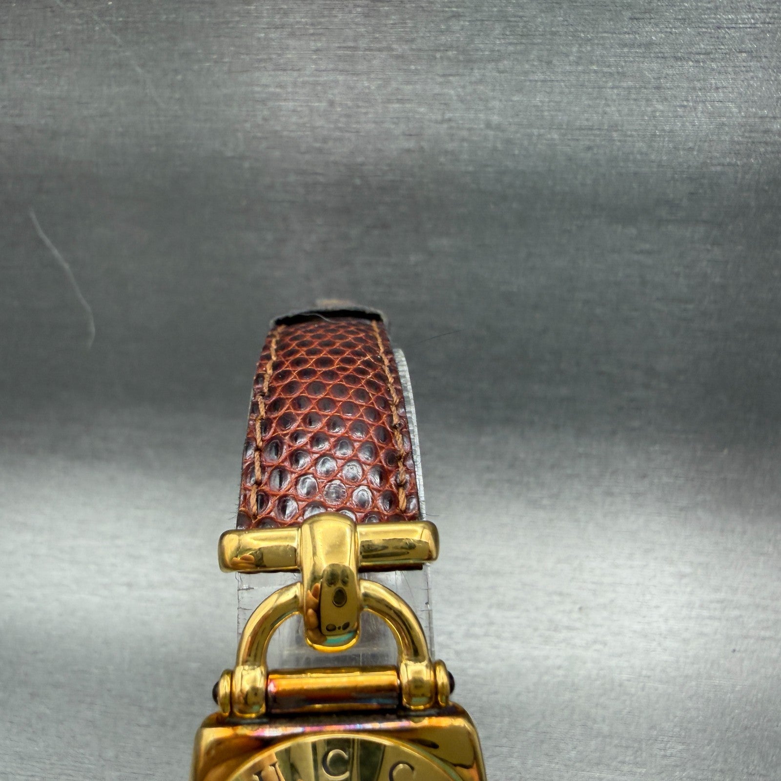 Gucci 6300L Watch Women 22mm Gold Dial Gold Plated Square New battery VTG4
