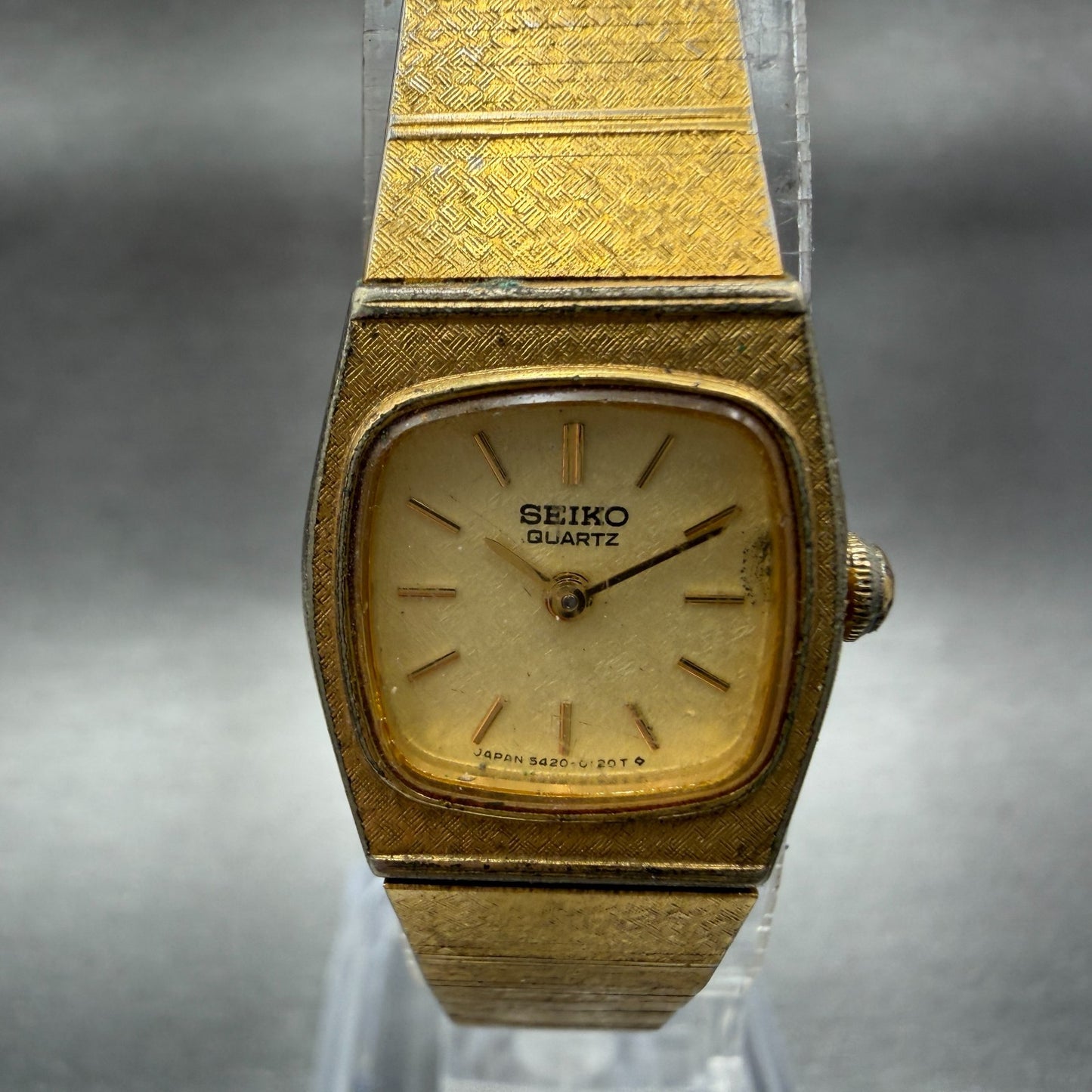 Seiko Watch Women 16mm Champagne Dial Gold Tone Hexagon 54205409 New Battery 561