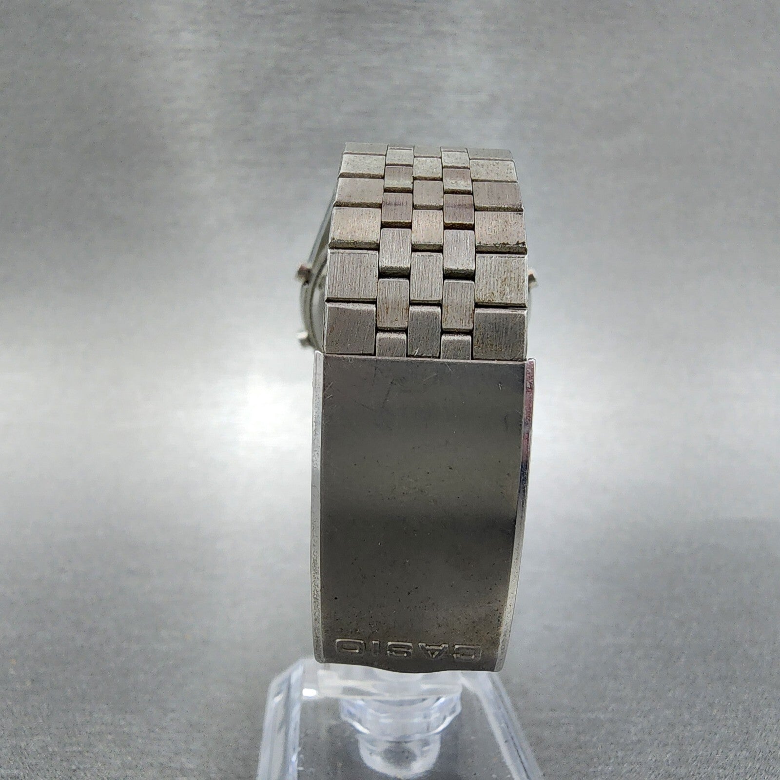 Casio 31QR12 Watch Men 35mm Digital Steel Chronograph Round New Battery7