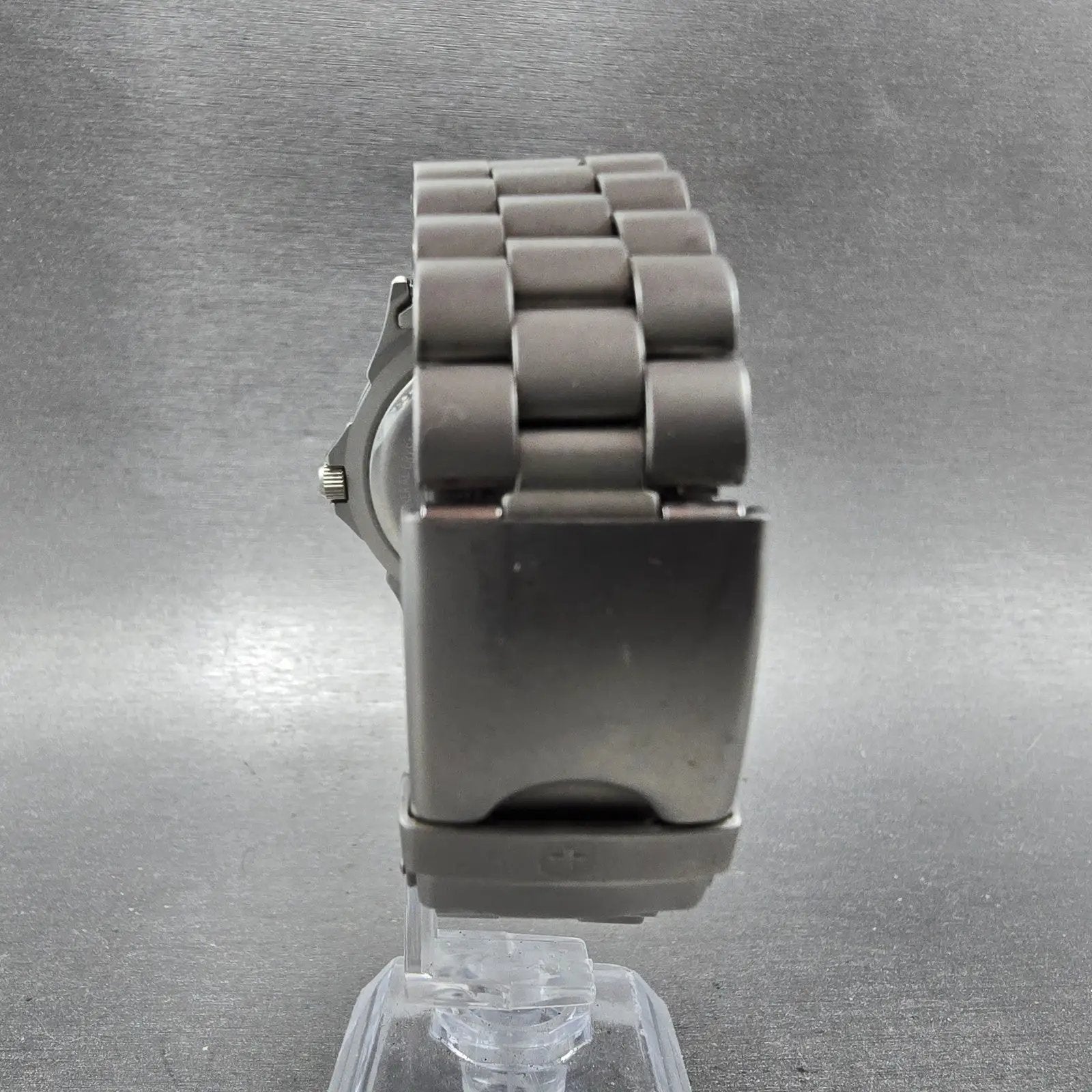 Wenger Dive Watch Men 38mm Black Dial Silver Tone Daydate 7215X New Battery7