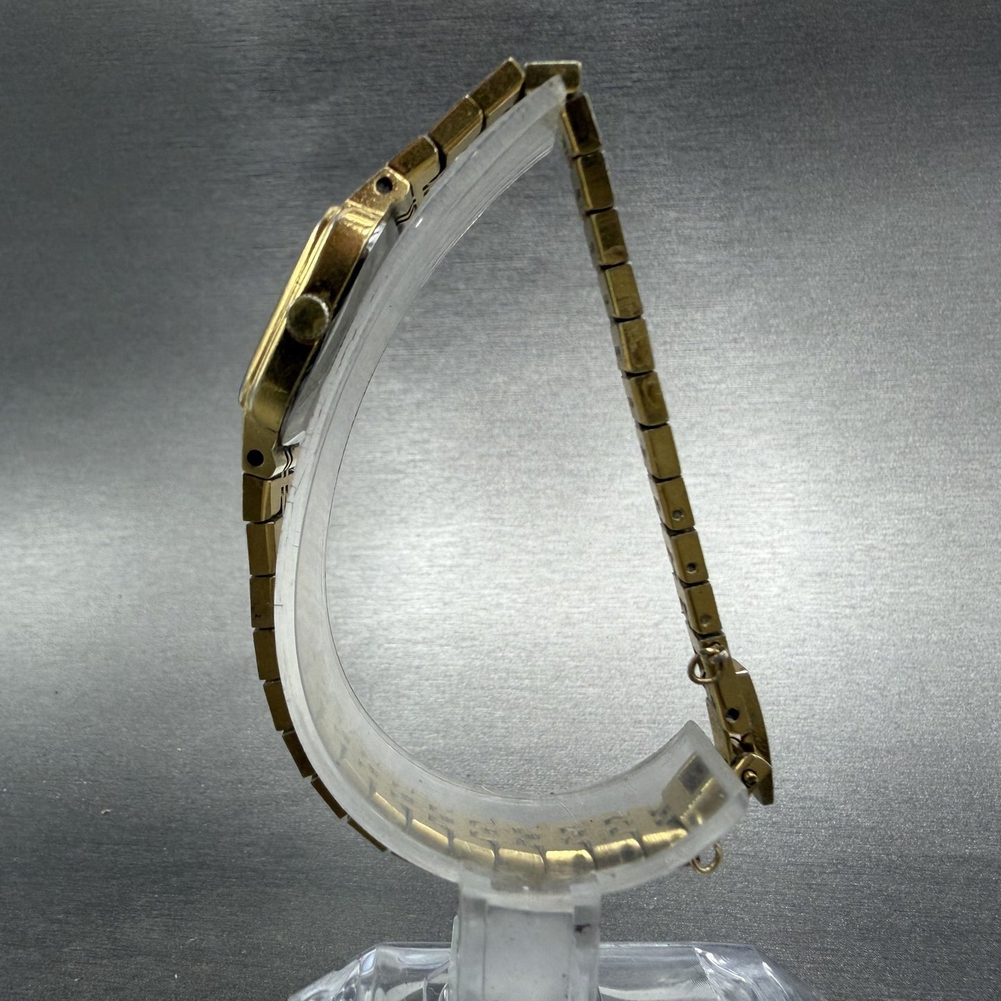 Seiko Watch Women 19mm Champagne Dial Gold Tone Rectangle 1400-6129 New Battery6